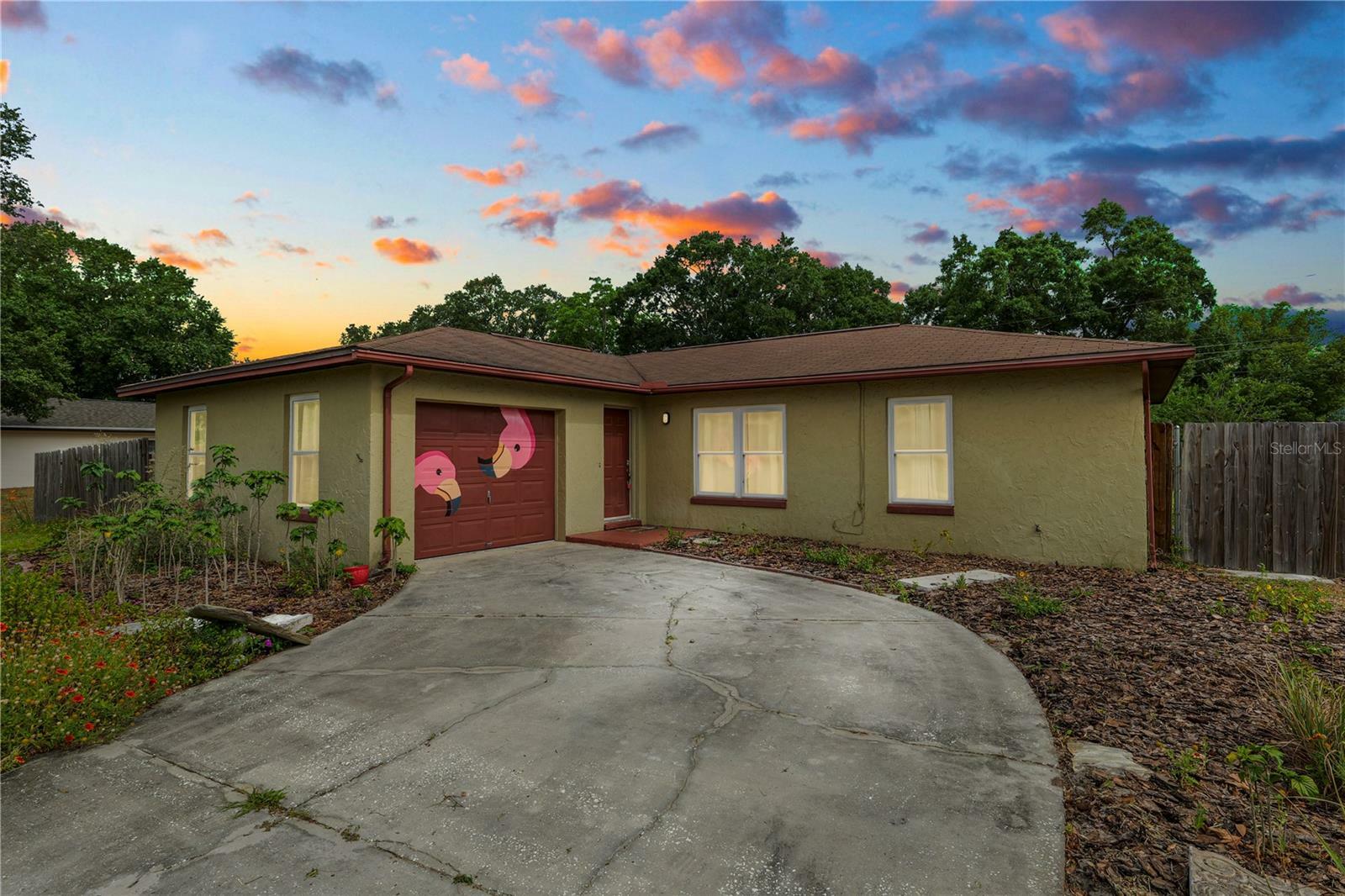 Property Photo: 137 Leitha Way FL 33809