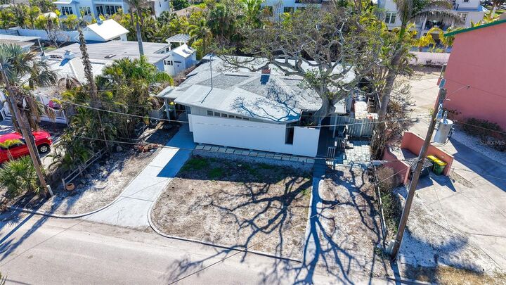 132 Harrison Drive  Sarasota FL 34236 photo