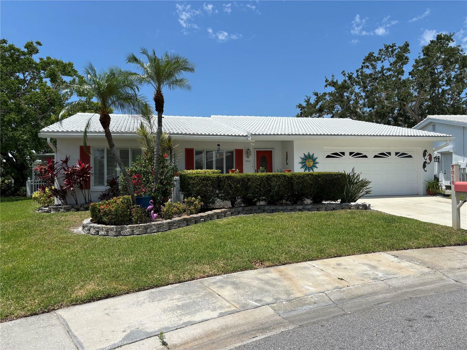 Property Photo: 9018 39th Lane N 5 FL 33782