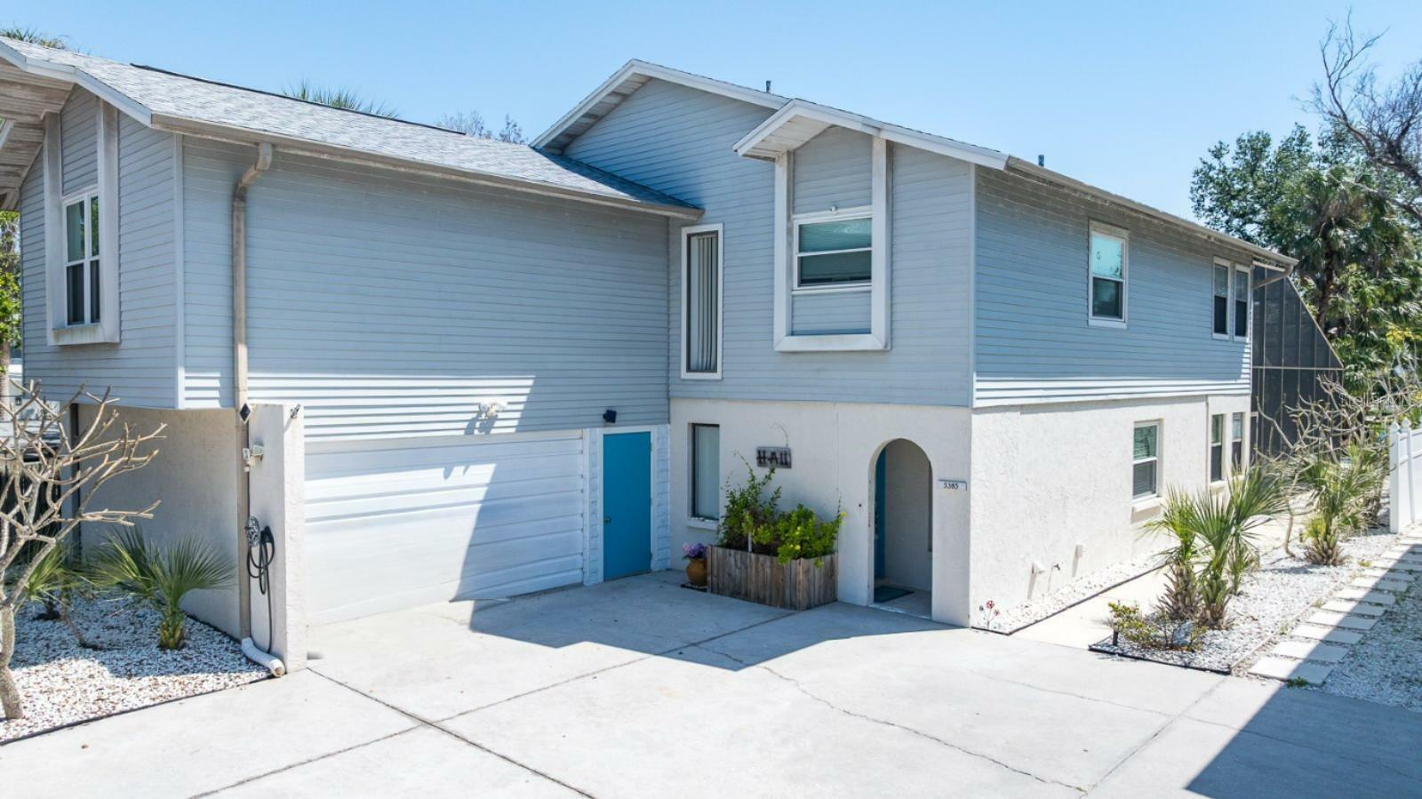 Property Photo: 5385 Avenida Del Mare FL 34242