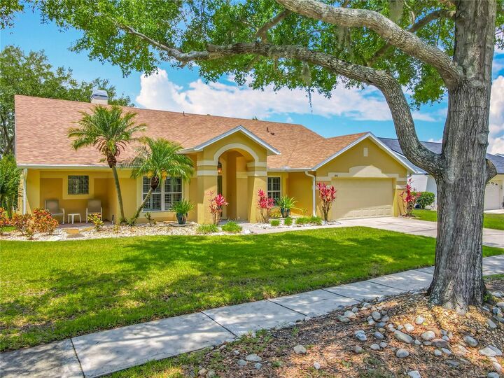 Property Photo:  1846 Branchwater Trail  FL 32825 