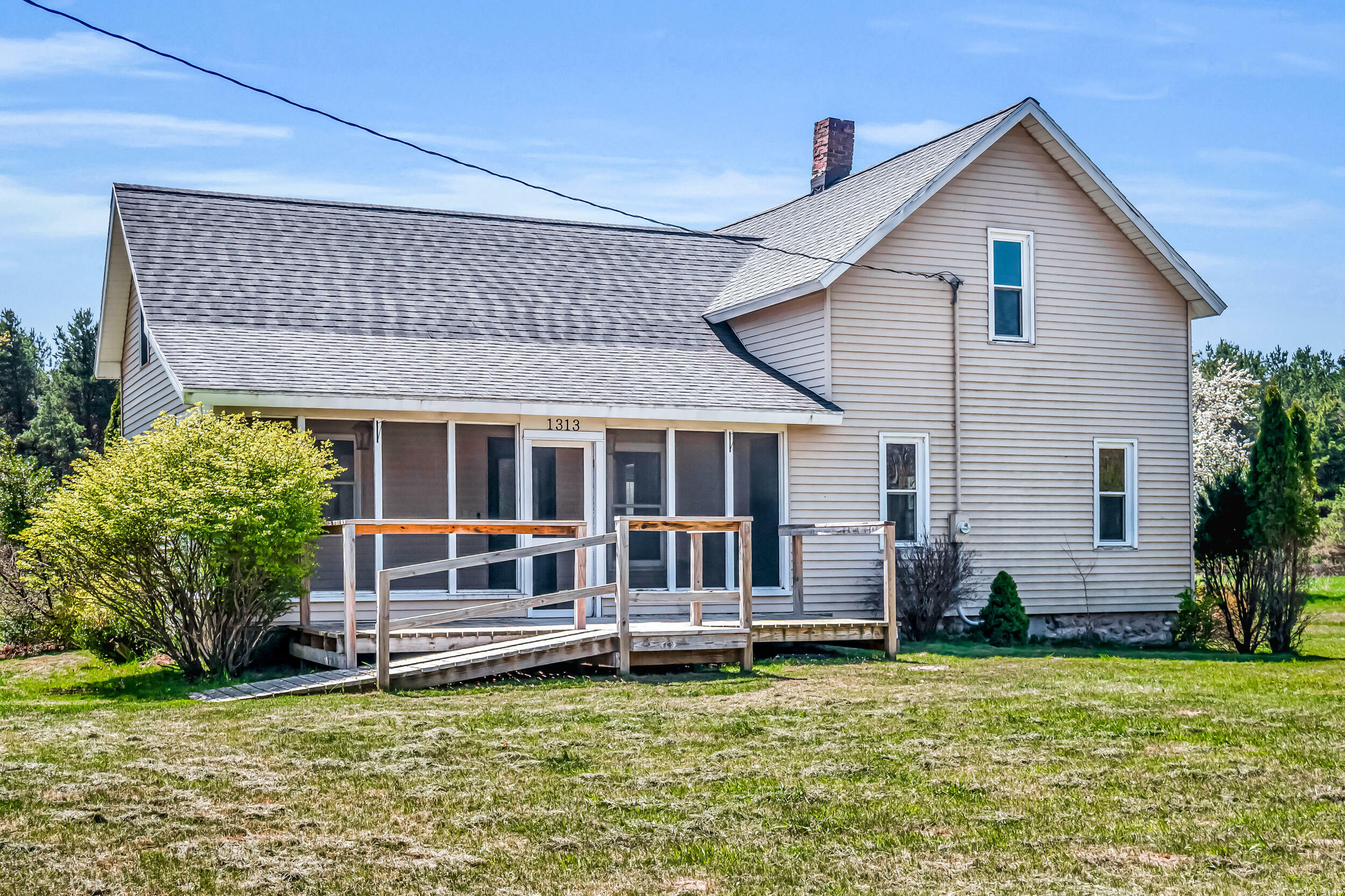 Property Photo: 1313 W Lever Road MI 49420