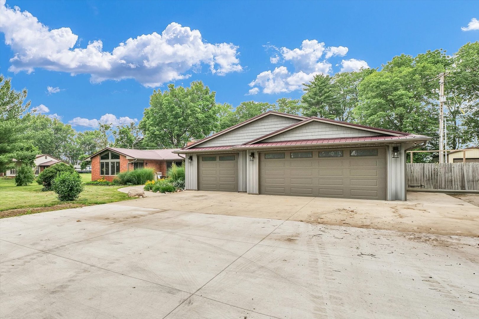 Property Photo: 3408 E University Avenue IL 61802