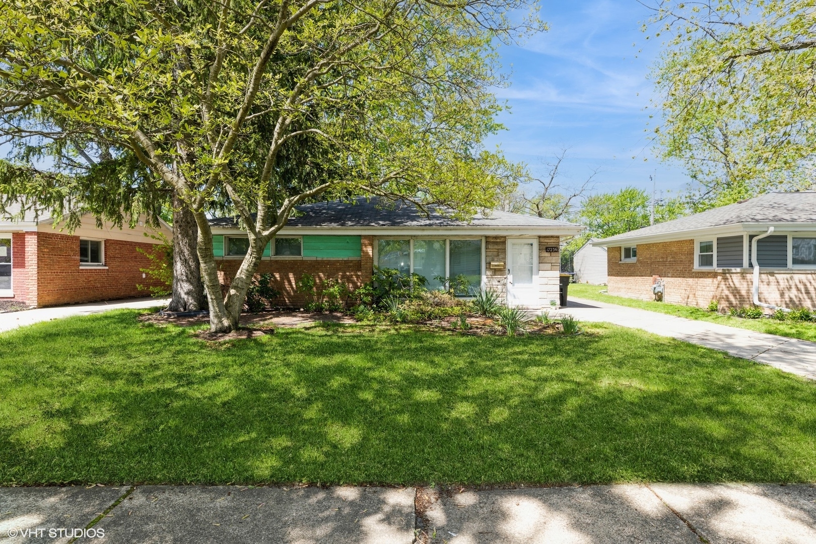 Property Photo: 17236 Roy Street IL 60438