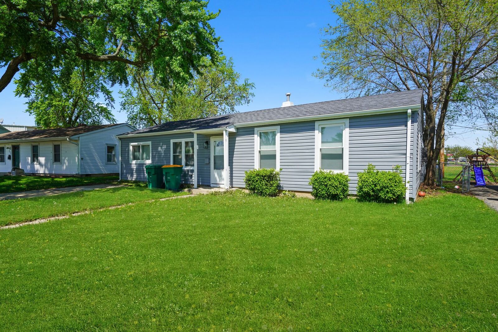 Property Photo:  631 Fenton Avenue  IL 60446 