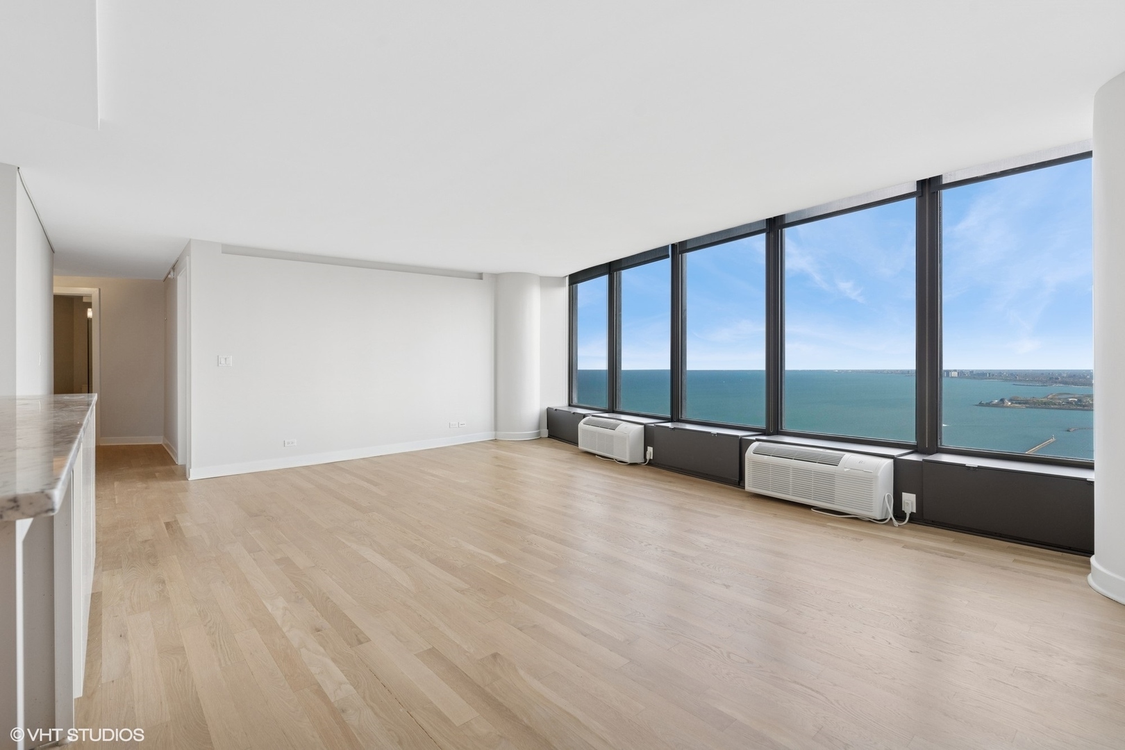 Property Photo: 505 N Lake Shore Drive 5908 IL 60611