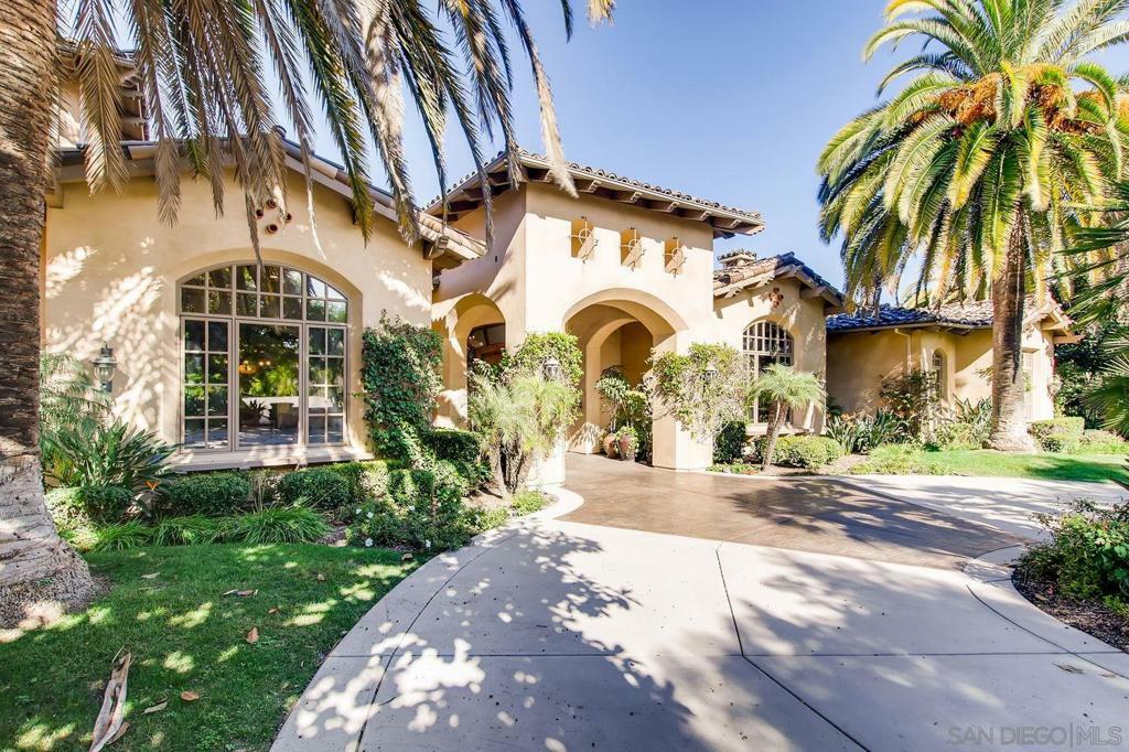 Property Photo: 4690 Rancho Del Mar Tri CA 92130