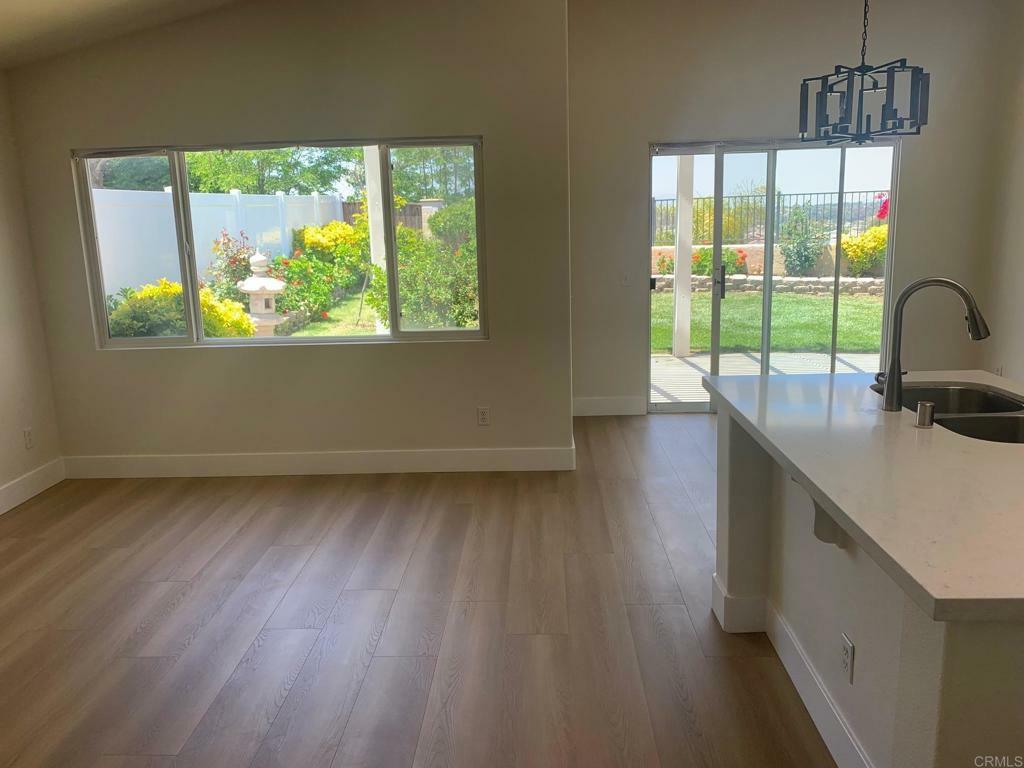 Property Photo: 44647 Brentwood Place CA 92592