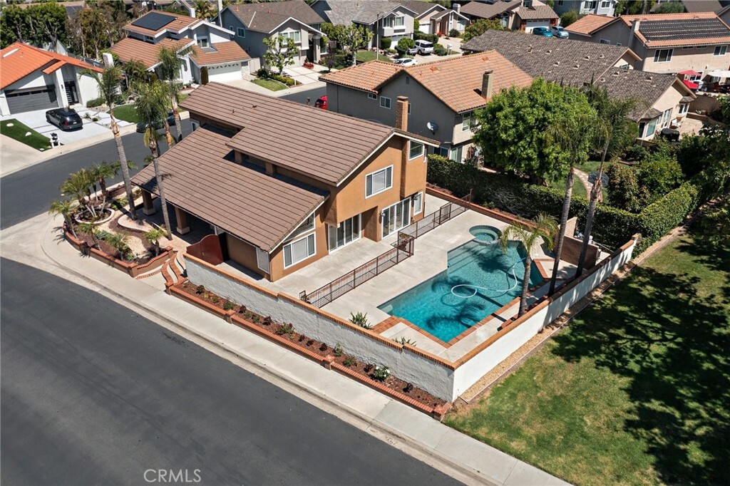 21572 Via Invierno  Lake Forest CA 92630 photo