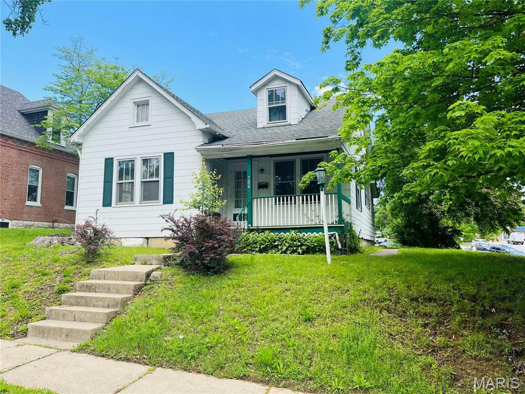 Property Photo: 706 Jackson Street MO 63301