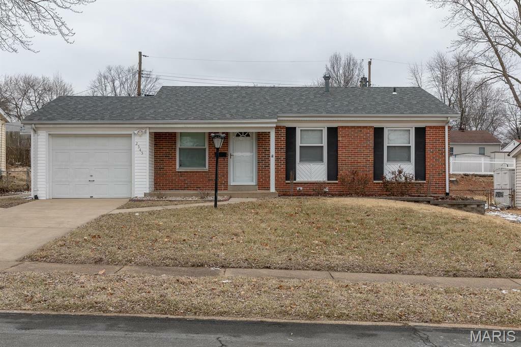 Property Photo: 2545 Teakwood Manor Drive MO 63031