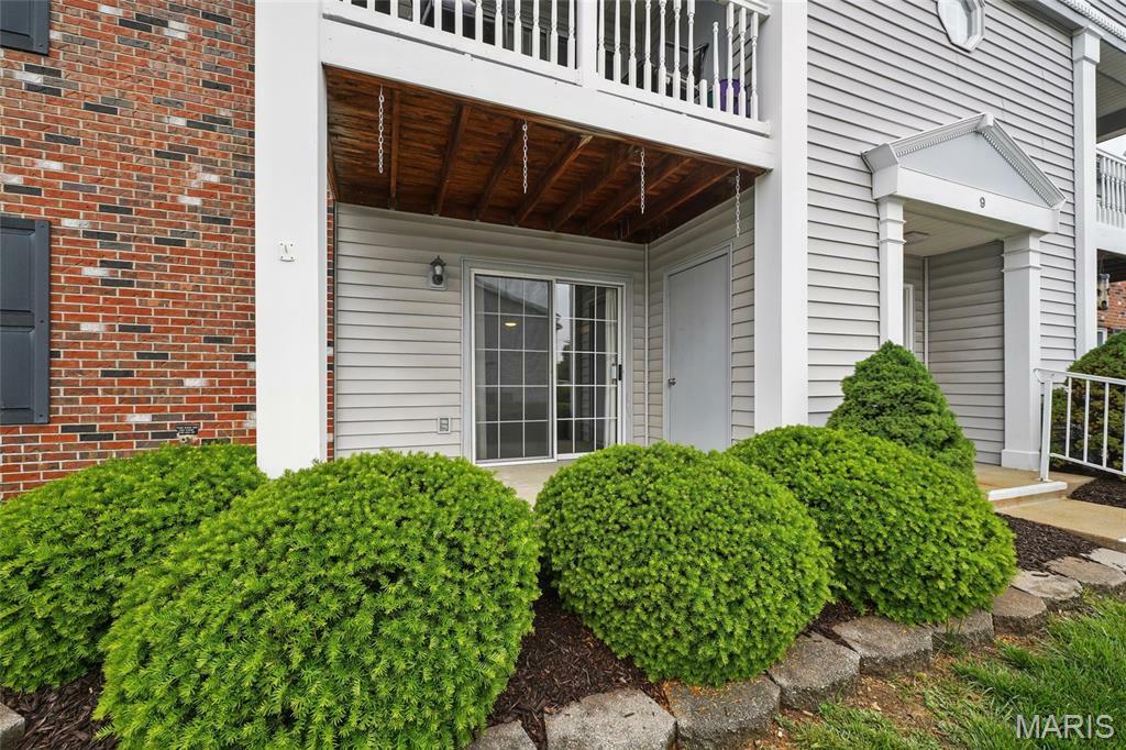Property Photo: 9 Berview Circle H MO 63129