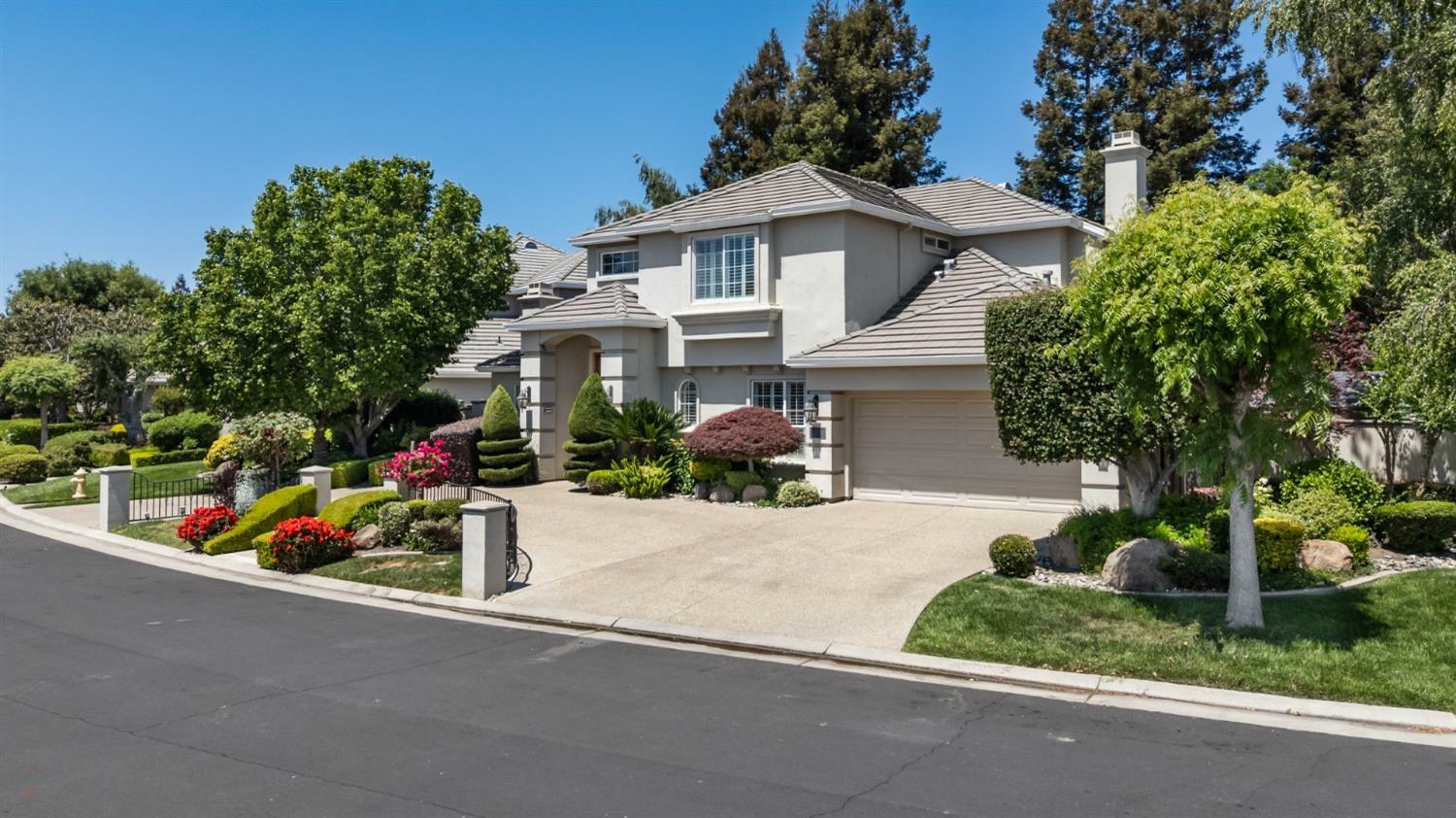 Property Photo: 5036 Spanish Bay Circle CA 95219