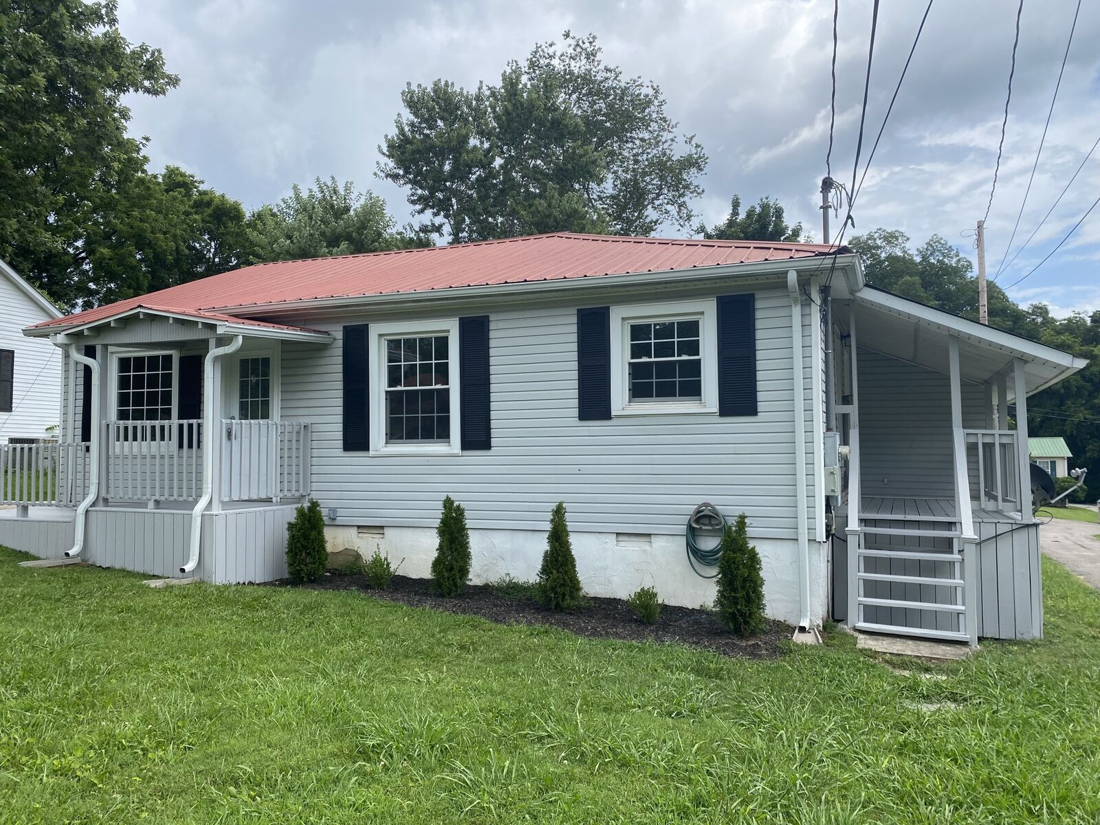 Property Photo:  310 W End Ave  TN 37110 