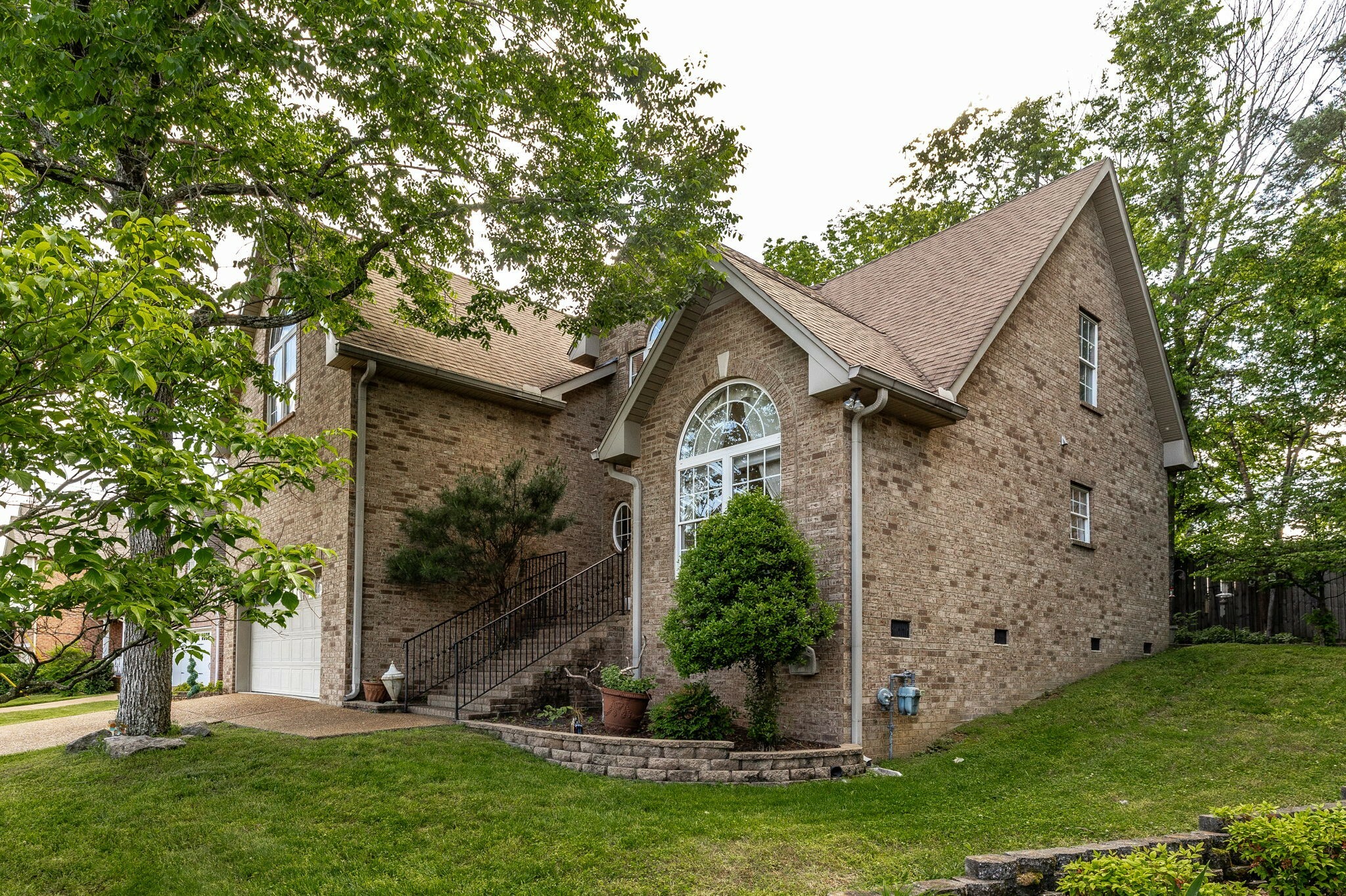 Property Photo: 813 Travis Springs Dr TN 37115