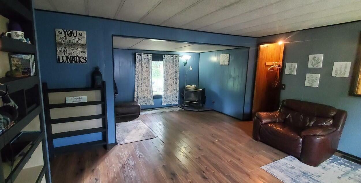 Property Photo:  686 Old Arden Hwy #D  WA 99114 