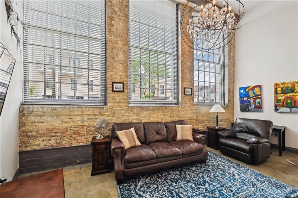 Property Photo:  920 Poeyfarre Street 109  LA 70130 