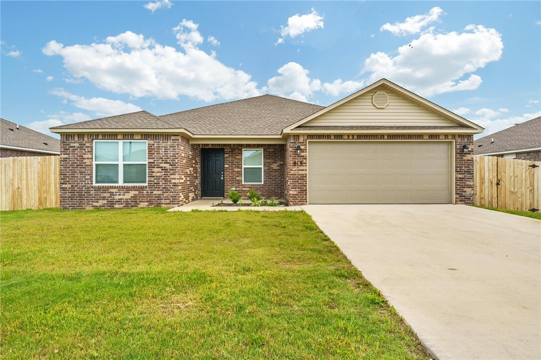 815 W Tanner Drive  Siloam Springs AR 72761 photo