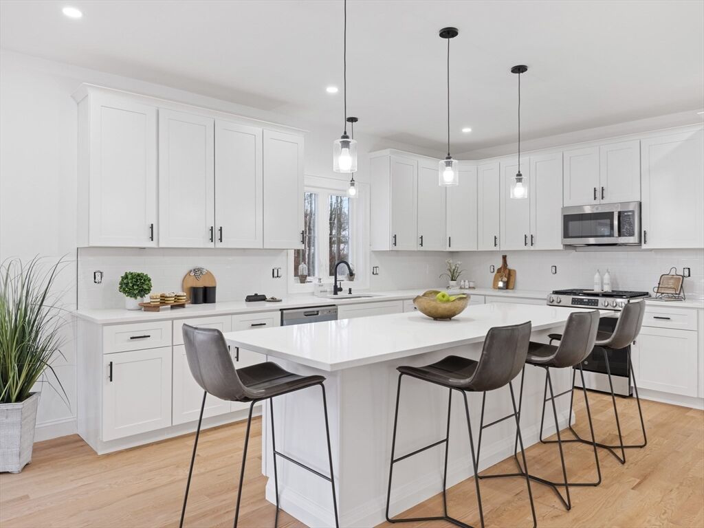 Property Photo:  17 Horizon Way  NH 03865 