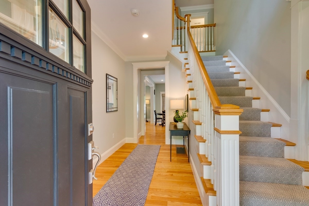 Property Photo: 421 Oak St MA 02090