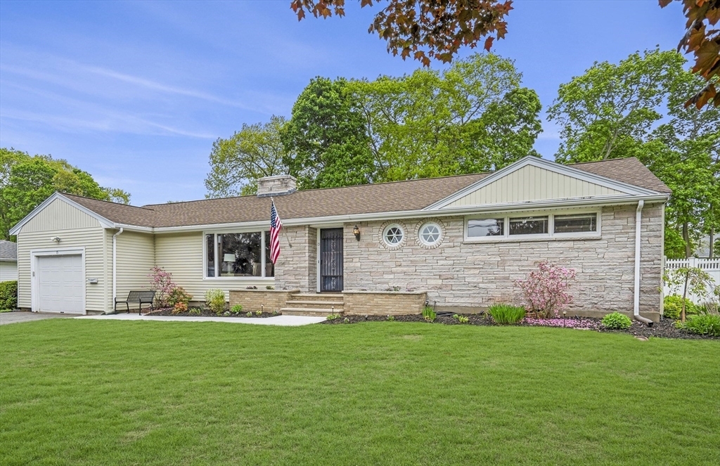 Property Photo: 15 Gilway Street MA 01906