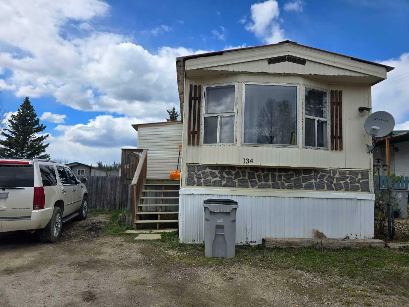 Photo de la propriété: 810 56 Street 134 AB T7E 1V3