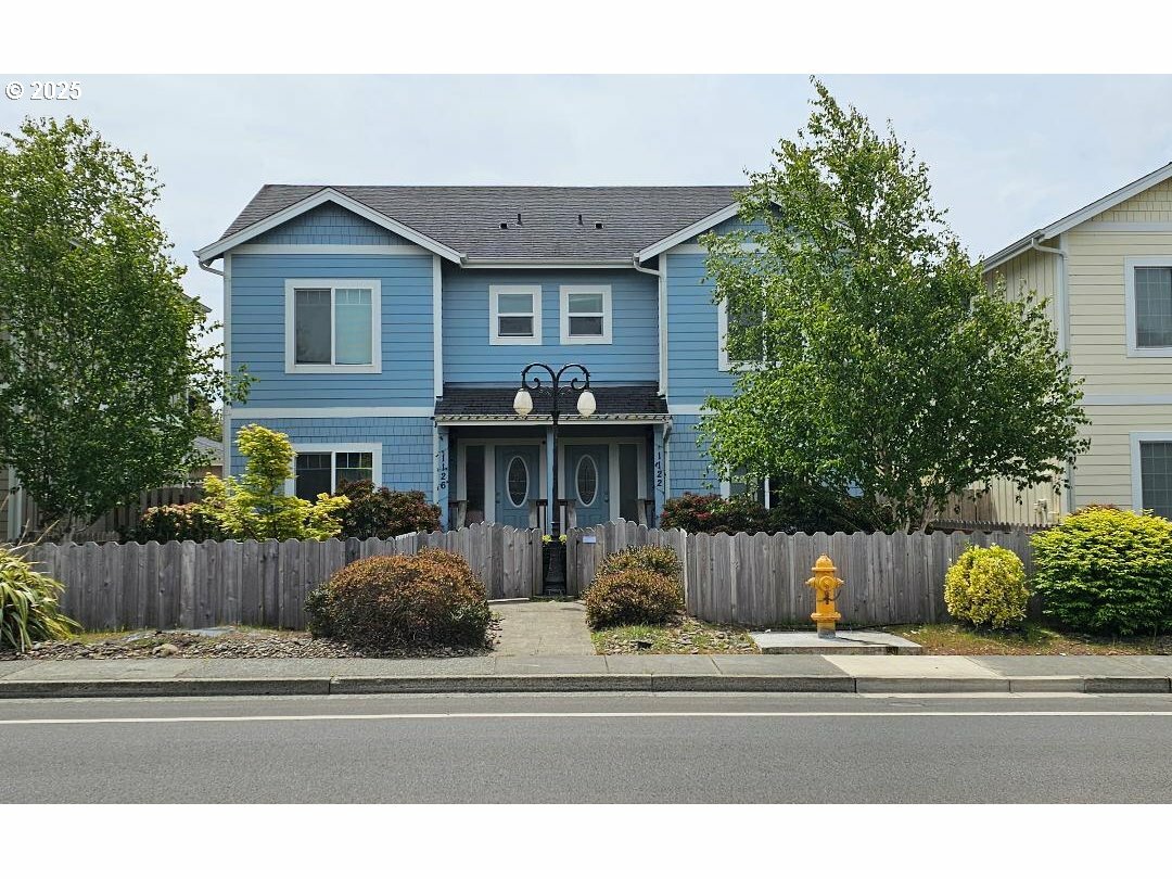 1126 9th St  Florence OR 97439 photo