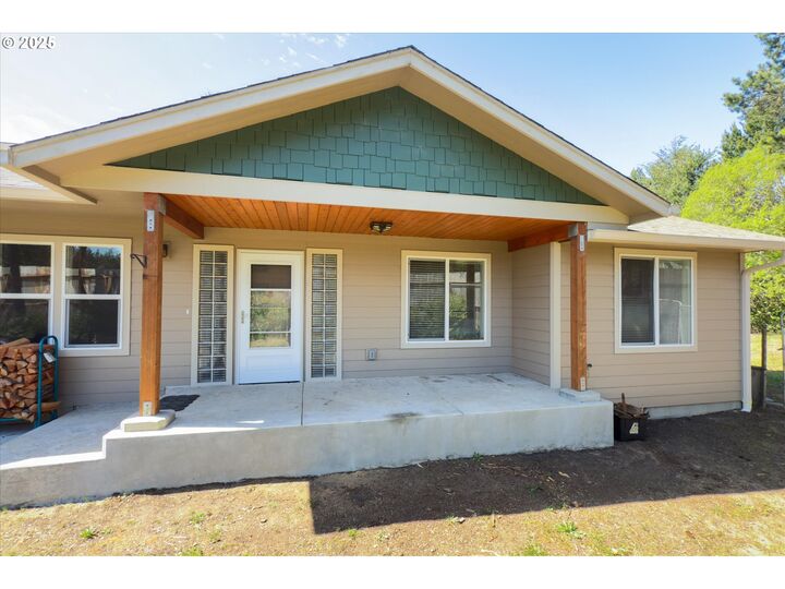 Property Photo: 69143 Willow Rd OR 97459
