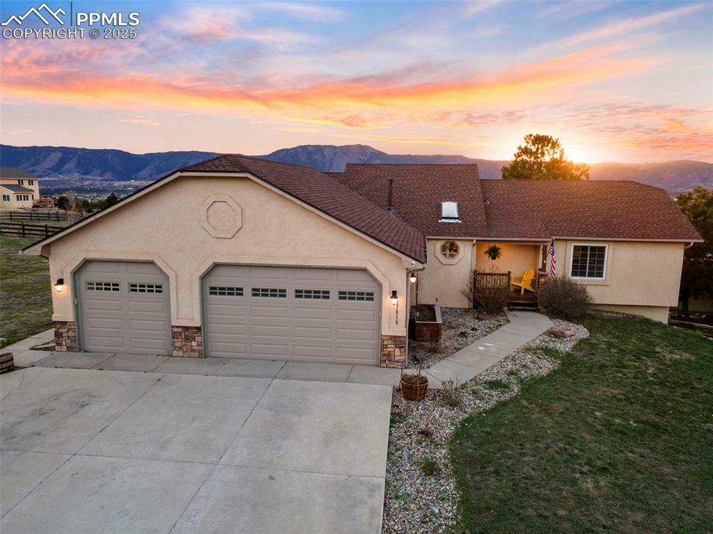 Property Photo: 17810 New London Road CO 80132