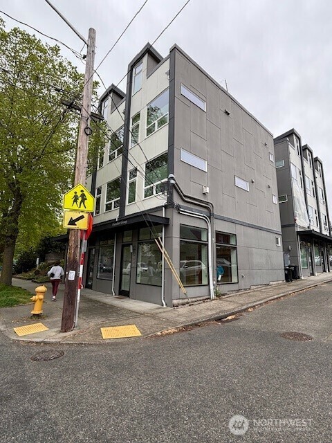 Property Photo: 3444 California Avenue SW WA 98116