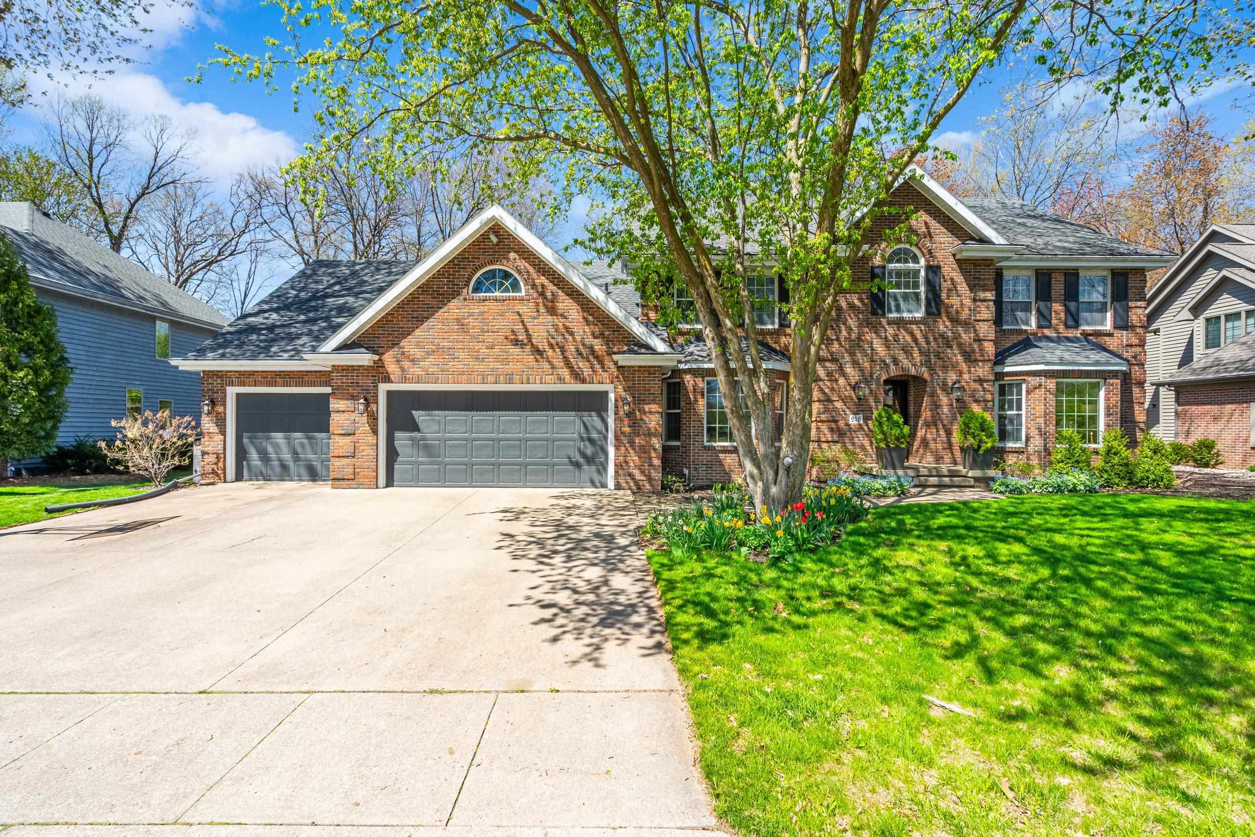 Property Photo: 918 E Kramer Lane WI 54915