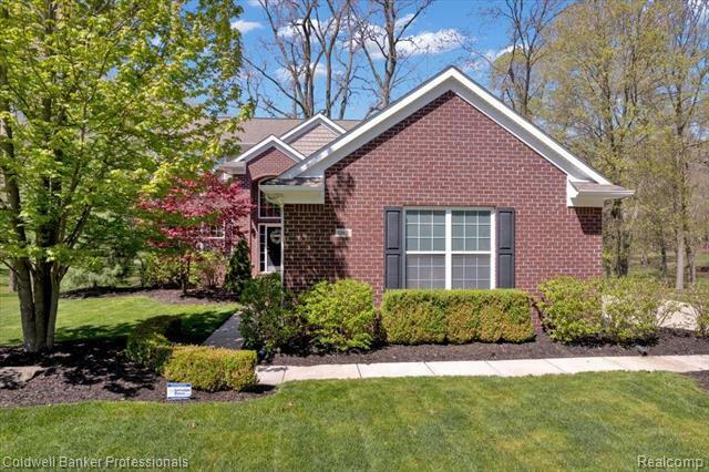 Property Photo: 1060 Tinley Boulevard MI 48371