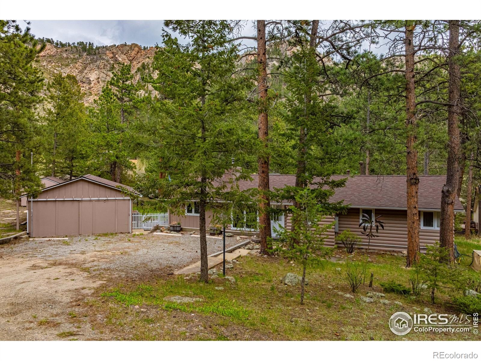 Property Photo:  332 Cedar Drive  CO 80540 
