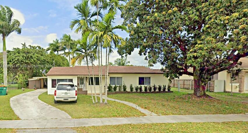 Property Photo:  231 NW 14th St  FL 33030 