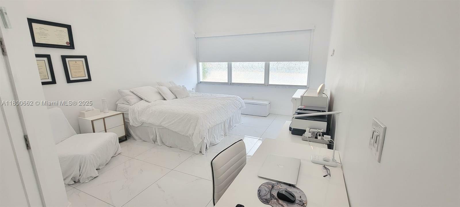Property Photo:
