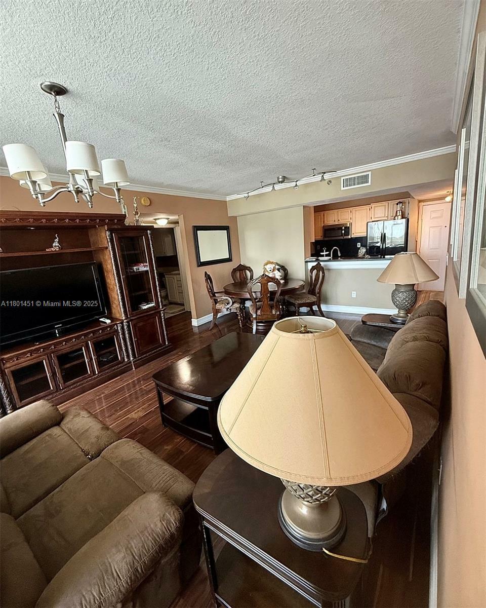 Property Photo: 2665 SW 37th Ave 1112 FL 33133