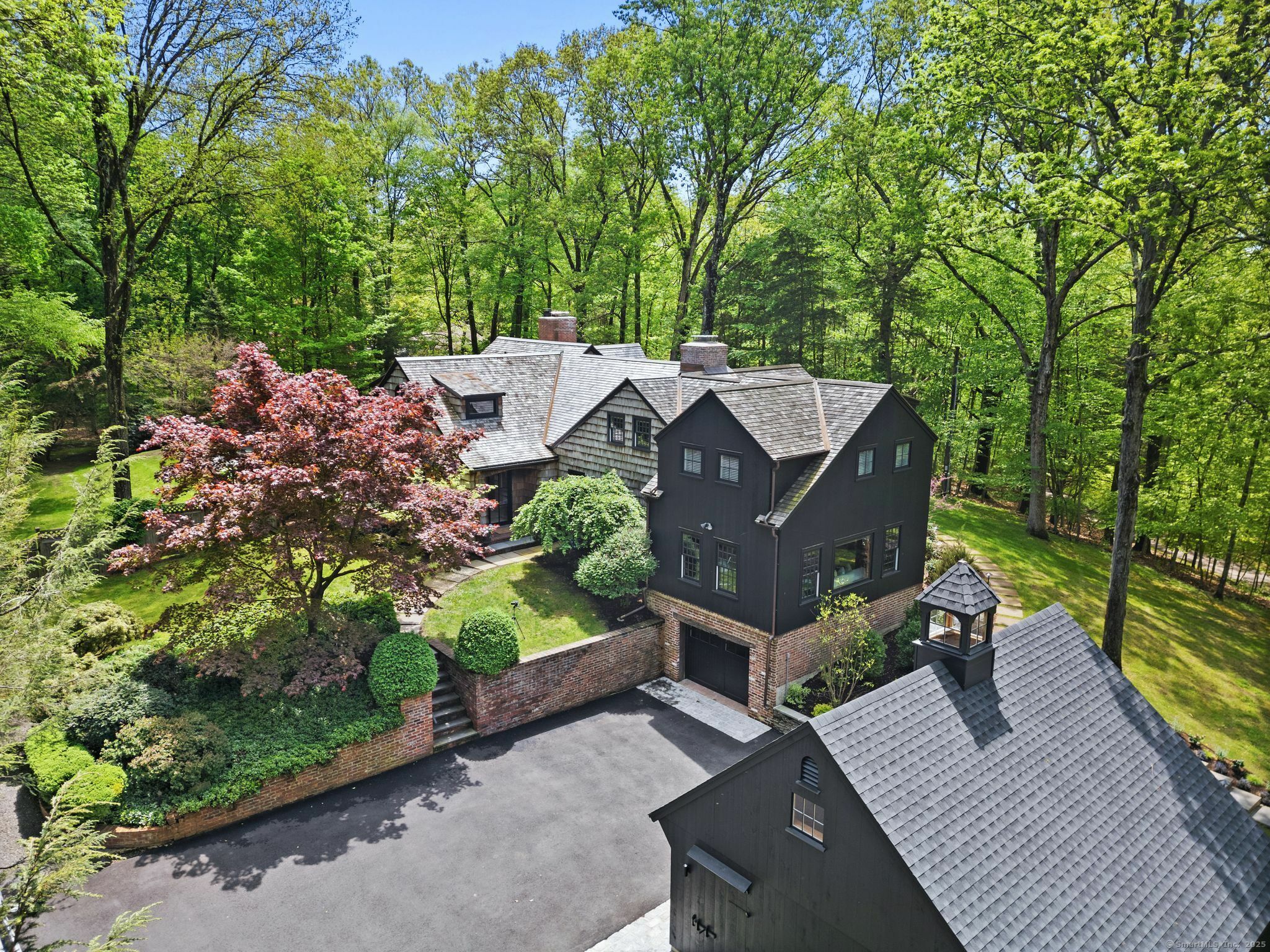 Property Photo: 37 Cedar Hills CT 06883