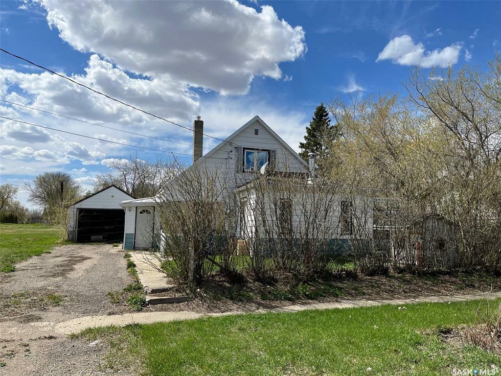 Property Photo: 408 Desmond Street SK S0G 2B0
