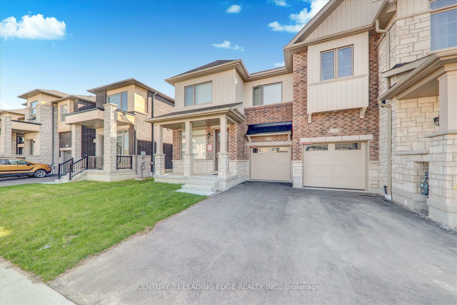 Property Photo: 9 Molnar Crescent ON N3T 0X3
