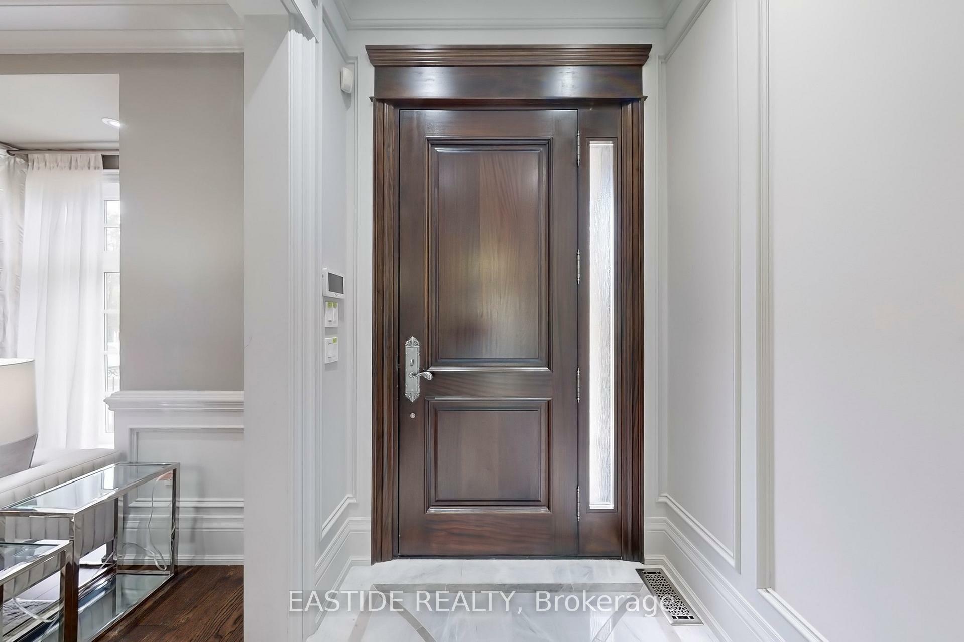 Property Photo: 193 Wedgewood Drive ON M2M 2H8