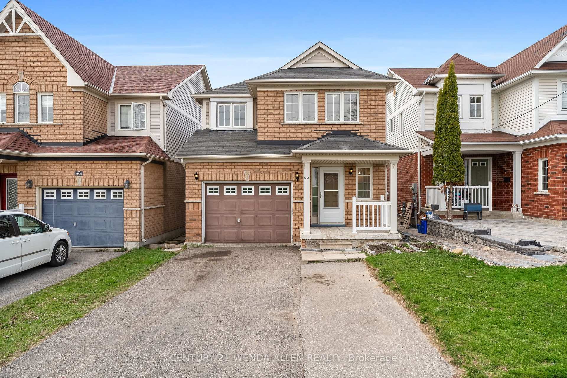 956 Townline Road S  Oshawa ON L1H 0A4 photo