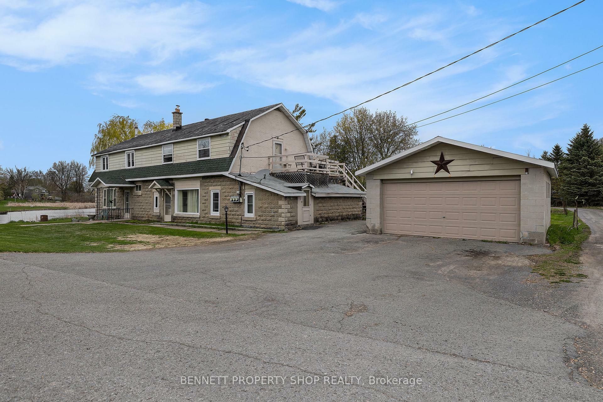 Property Photo: 6763 Rideau Valley Drive S ON K0A 2E0