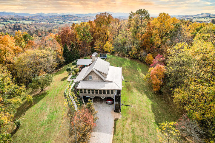 Property Photo: 570 Stephen Brooks Road TN 37743