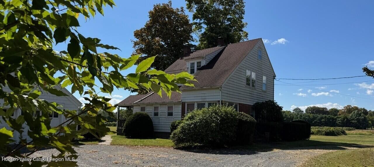 Property Photo: 2322 US Route 9 NY 12534