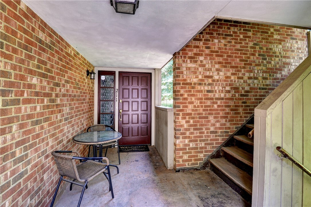Property Photo:  376 Merrimac Trail 211  VA 23185 