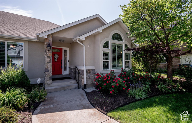 Property Photo: 6721 S Costa Cv E UT 84121
