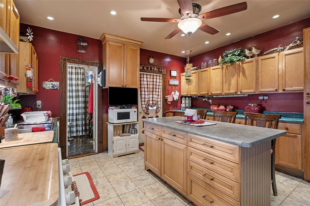 Property Photo: 1320 3rd St PA 15025