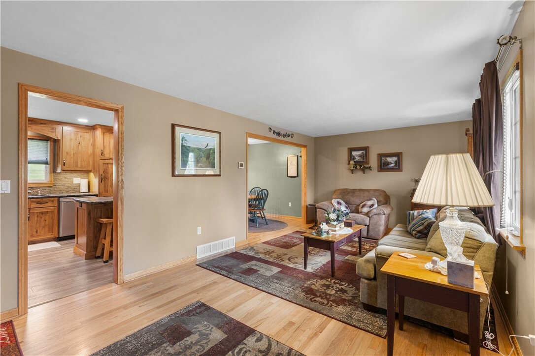 Property Photo: 1403 Book Ave PA 15010