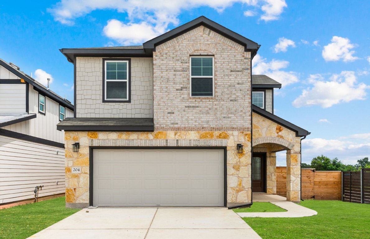 Property Photo: 204 Inlet Lane TX 78641