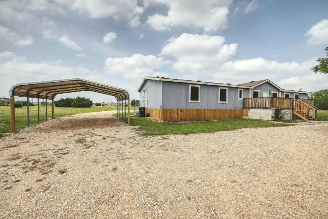 Property Photo: 132 County Road 247 TX 78633